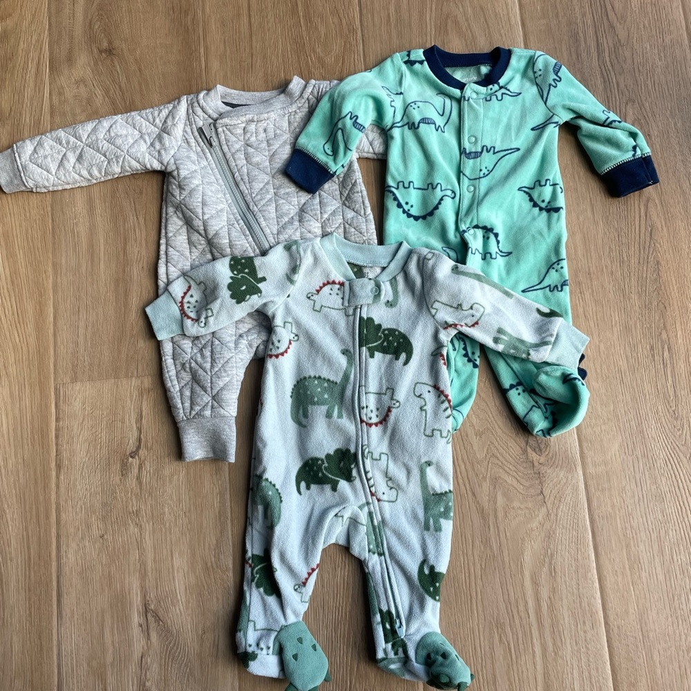 Newborn (NB) Lot of Baby Bot Onsies Footies